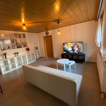 Ferienwohnung Suhad 루드빅스하펜 암 라인 외부 사진
