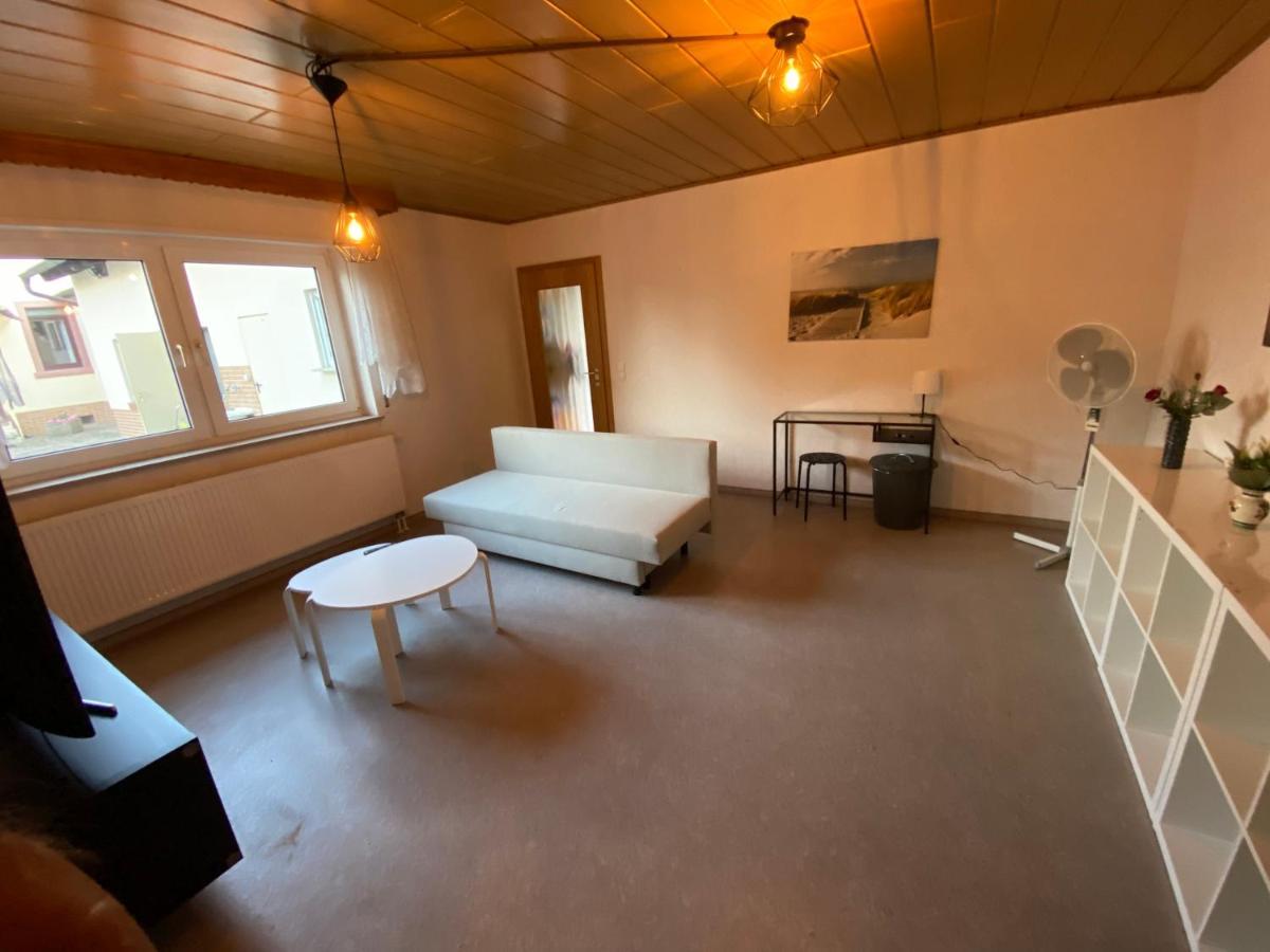 Ferienwohnung Suhad 루드빅스하펜 암 라인 외부 사진